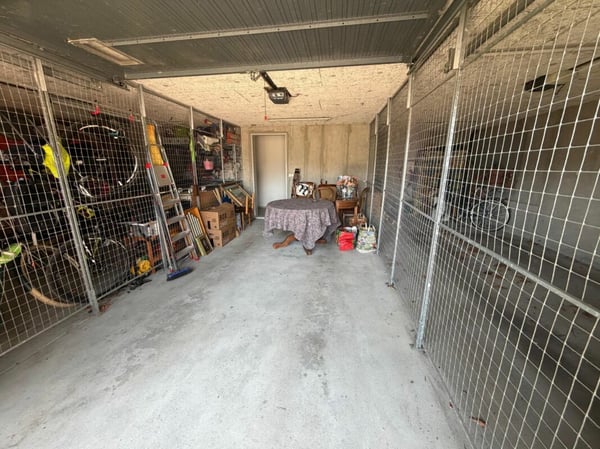 Dachgeschosswohnung, Garage, Kellerabteil 16