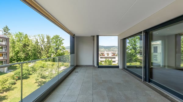 Stilvolle 5.5 Zimmerwohnung mit zwei Terrassen und Teil-Seesicht 6