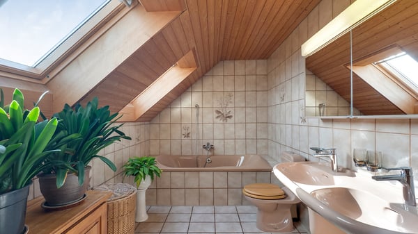 Freistehendes 5.5 Zimmer Einfamilienhaus mit grossem Garten, Seesicht 12
