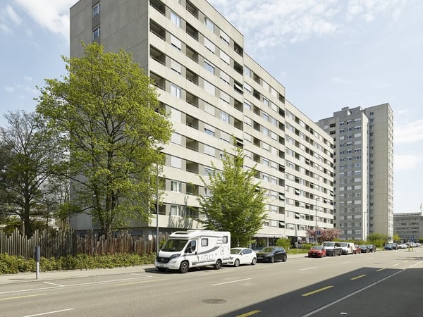 Positionieren Sie sich an zentraler Lage in Wettingen 1