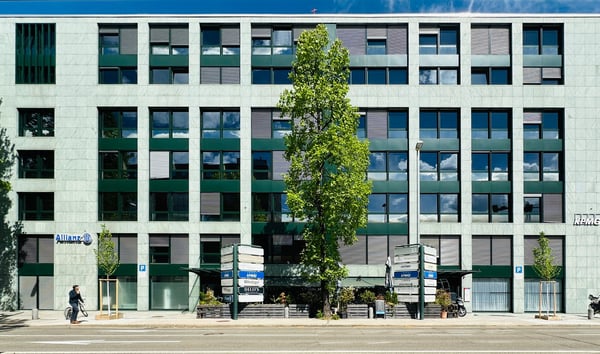 Affittasi da subito uffici con cucina e bagno disabili 14