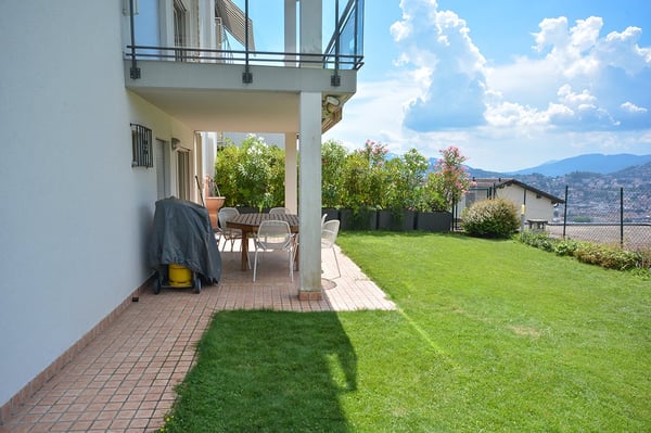Splendida villetta con vista lago e montagne - Albonago (Lugano) 9