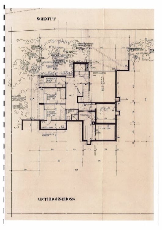 Villa mit Seesicht und mit separatem Bauland an sehr guter Lage. 12