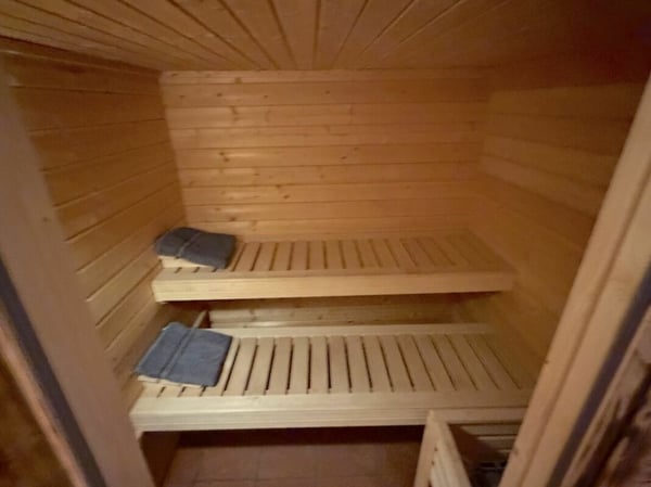 Schönes Gasthaus mit Wohnung und Gäste Wellness Zimmer zu verkaufen 6