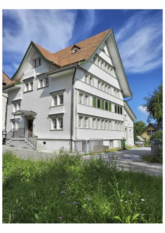 Schmuckes Appenzeller MFH mit Baulandreserve für EFH
