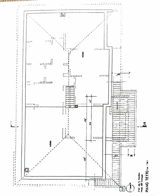 Grosses und privates EFH mit Lift und Grottino zu verkaufen   Vendesi interessante casa indipendente con ascensore e grottino.