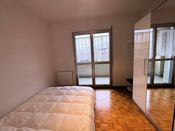 Coldrerio - Ampio 3.5 locali con giardino condominiale 9