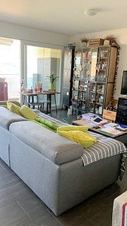 Luminoso appartamento di 2.5 locali con piscina e vista panoramica a Mendrisio 3