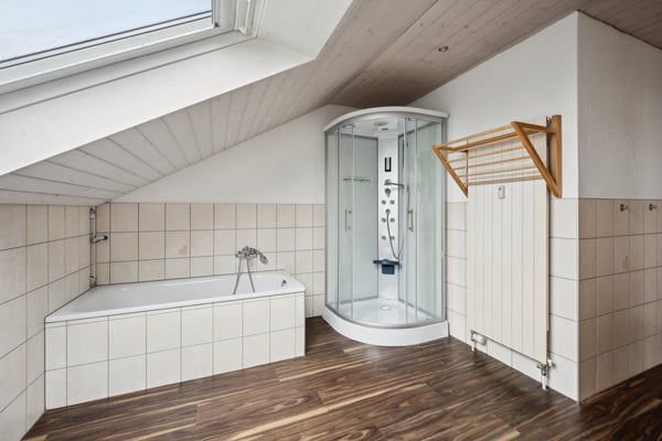 Vermietete Wohn- und Geschäftsliegenschaft an zentraler Lage 9