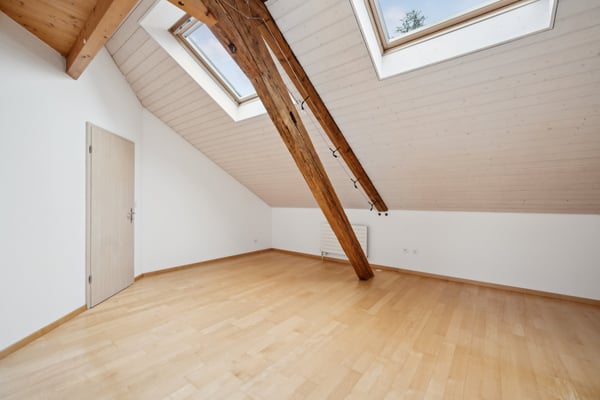 Vermietete Wohn- und Geschäftsliegenschaft an zentraler Lage 8