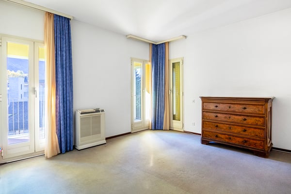 Un attico da reinventare: spazio, luce e potenziale nel cuore di Gi... 6