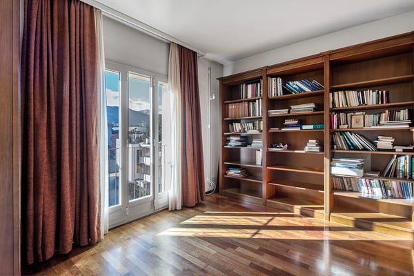 Un attico da reinventare: spazio, luce e potenziale nel cuore di Gi... 7