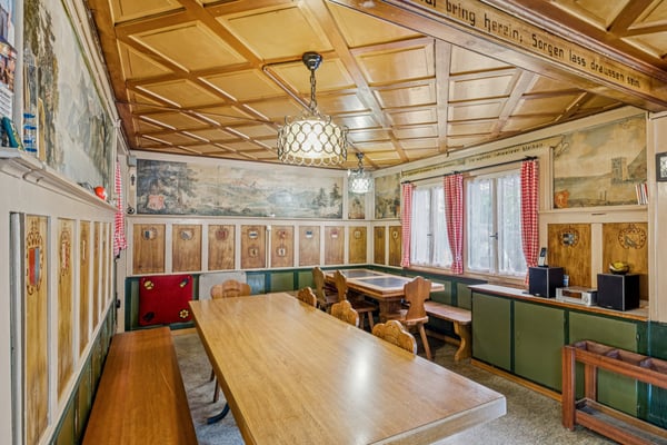 Geschichtsträchtige Liegenschaft an zentrumsnaher Lage 3