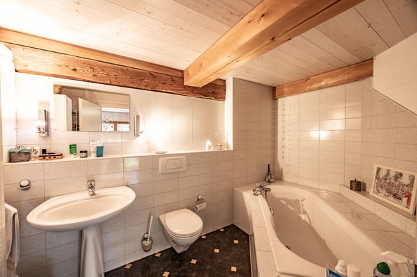 Sanierte Doppelhaushälfte mit historischem Flair 5