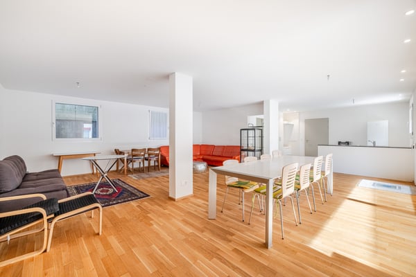 Wohnen und Arbeiten vereint - Moderne Liegenschaft mit flexiblen Op... 2