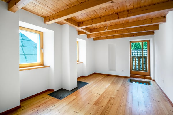 Autentica casa ticinese con finiture di pregio 10