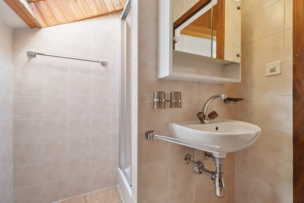 Villa mitoyenne avec appartement indépendant 8