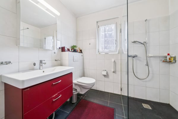 Maison de trois appartements avec terrain constructible 11