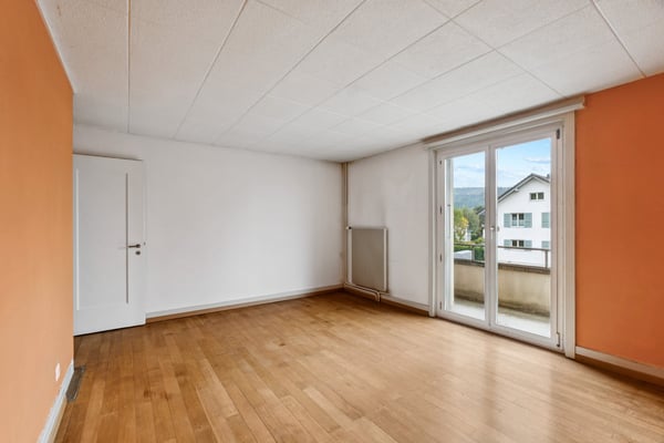 Einfamilienhaus mit Einliegerbereich und viel Platz für  Wohnen und... 5