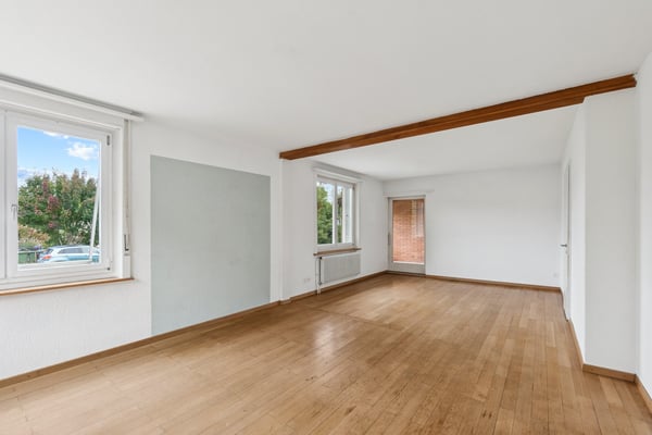 Einfamilienhaus mit Einliegerbereich und viel Platz für  Wohnen und... 3