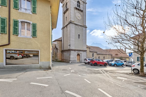 Immeuble mixte au coeur du village d'Ollon 3