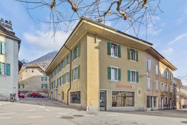 Immeuble mixte au coeur du village d'Ollon 2