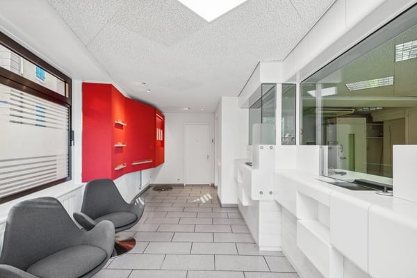 Immeuble mixte au coeur du village d'Ollon 4