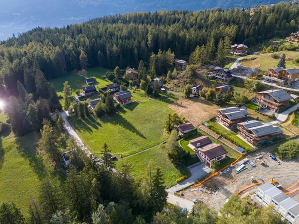 Terrain constructible à Crans-Montana 5