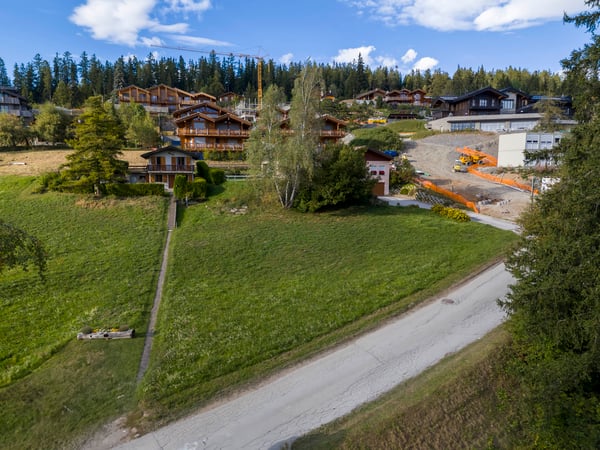 Terrain constructible à Crans-Montana 1