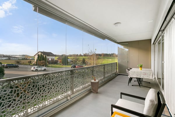 Komfort und Licht: Neuwertige Wohnung an Toplage 5