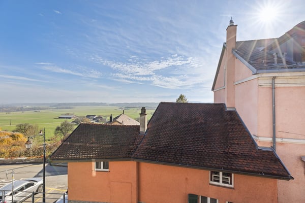 Immeuble de rendement composé de 3 appartements et un local 9