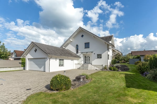 Sonniger und ruhiger Rückzugsort für die ganze Familie 1