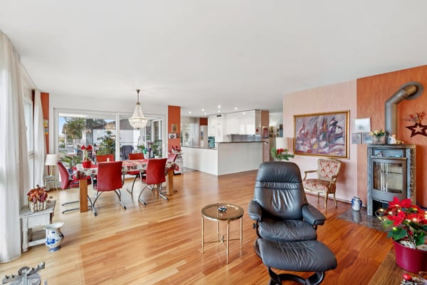 Komfortables Wohnidyll mit grossem Balkon und Tiefgarage 2