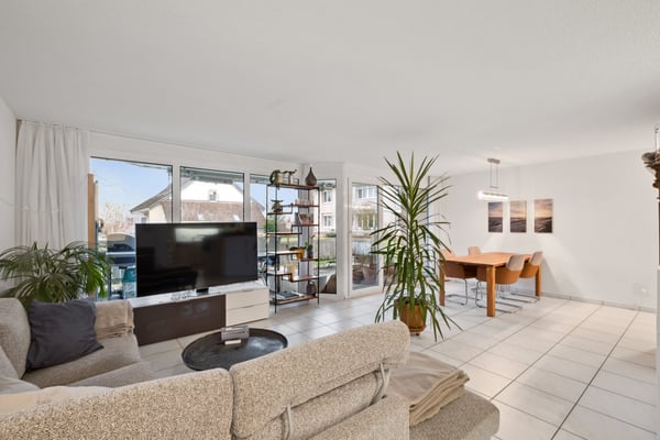 Wohnvergnügen mit Sitzplatz und Blick ins Grüne 4