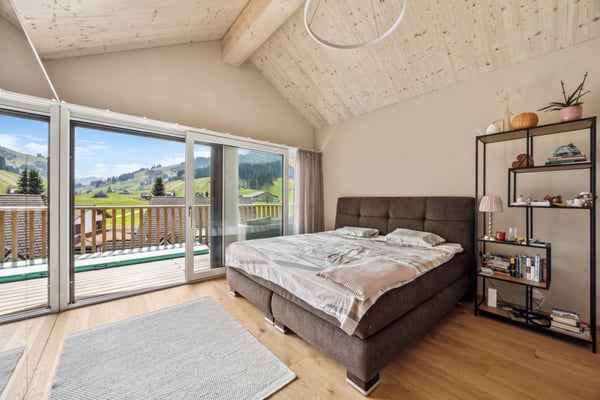 Neuwertige, grosszügige Ruheoase auf zwei Etagen 6