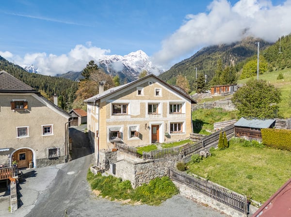 Malerisches Mehrgenerationenhaus im Engadin 5