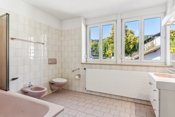 Spacieux appartement avec chambre indépendante 3