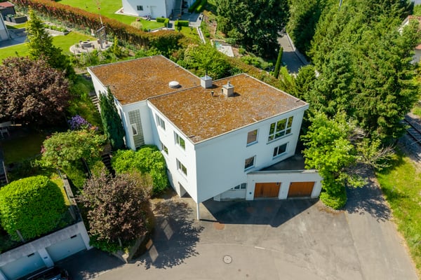 Attraktives Zweifamilienhaus mit vielseitigen Nutzungsmöglichkeiten 12