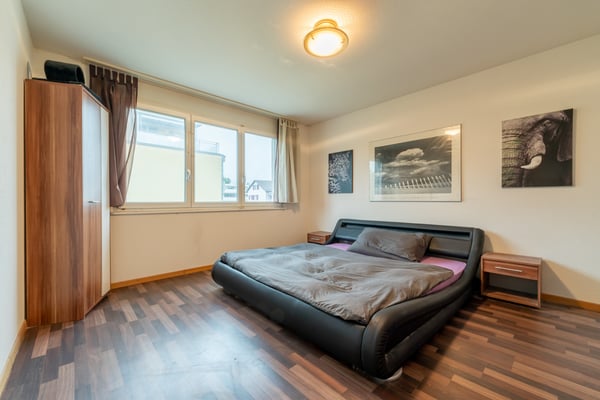 Attraktive Etagenwohnung mit Wintergarten und Alpensicht 6