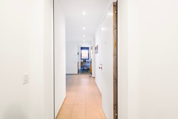 Bellissimo appartamento con terrazza e vista lago 2