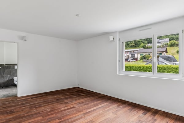 Moderne 4.5-Zimmer-Etagenwohnung mit grosszügigem Balkon & Minergie... 5