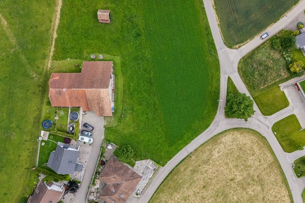 Raum zur Entwicklung in Schmiedrued - unerschlossene Parzelle mit 1... 2
