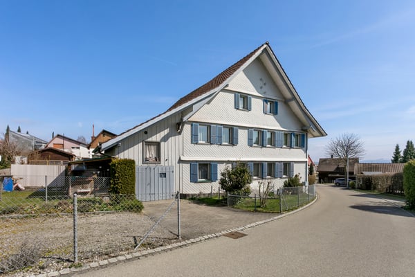 Familienfreundliches Zuhause mit Südausrichtung und Ausbaureserve 1
