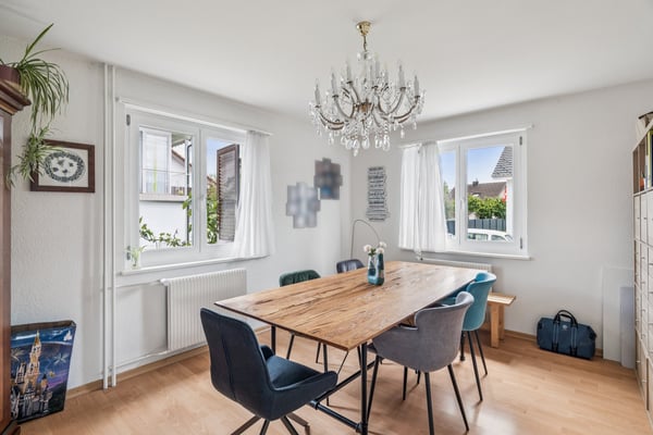 Charmantes Zuhause mit grossem Garten und vielseitigem Grundriss 4