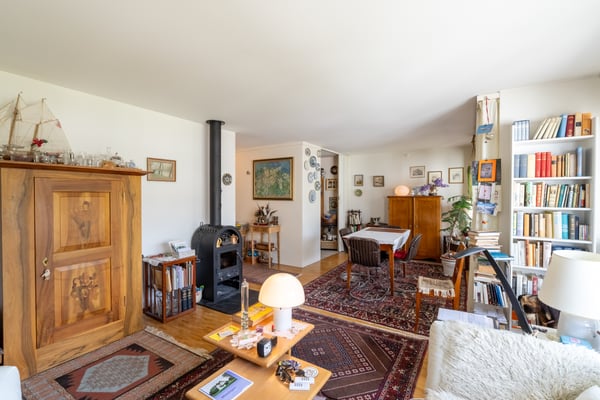 Attraktive 3.5-Zimmer-Wohnung an sonniger Lage mit herrlicher Aussicht 2