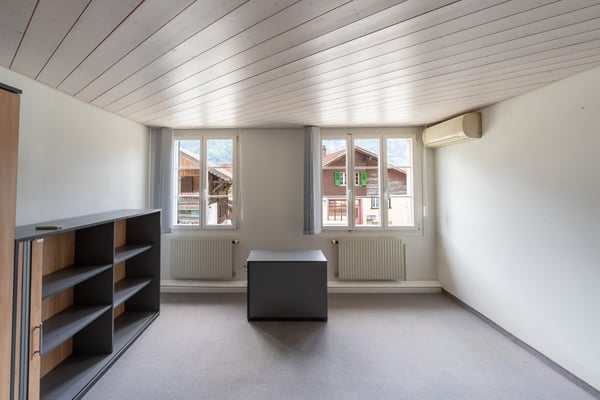 Wohn- und Geschäftshaus an zentraler Lage 7