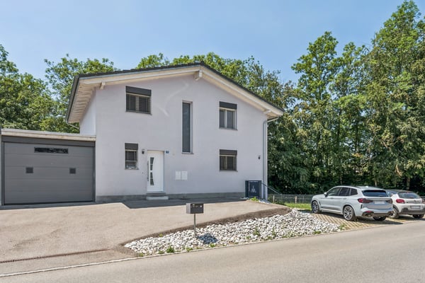 Maison moderne avec appartement indépendant 1