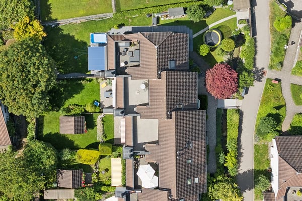 Familientraum mit wunderschönem Garten 11