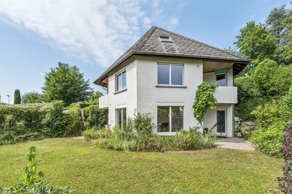 Familienparadies mit herrlicher Aussicht 1