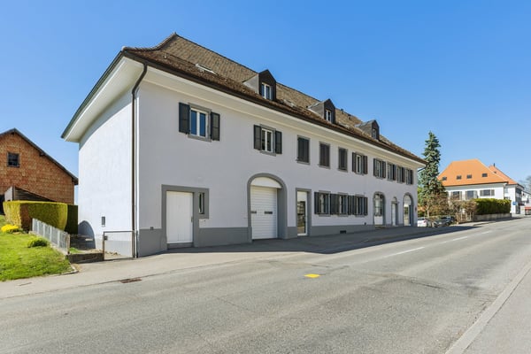 Intéressant comme bien de rendement : 3.5 pièces à côté de la gare 8